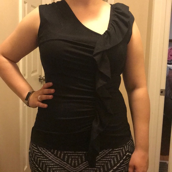 Miss Sasa Ruffled Asymmetrical Sleeveless Top - Picture 2 of 7